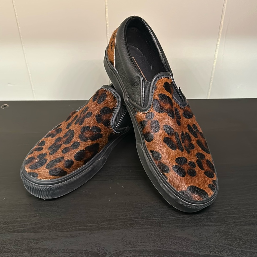 VANS Faux Fur leopard print slip on